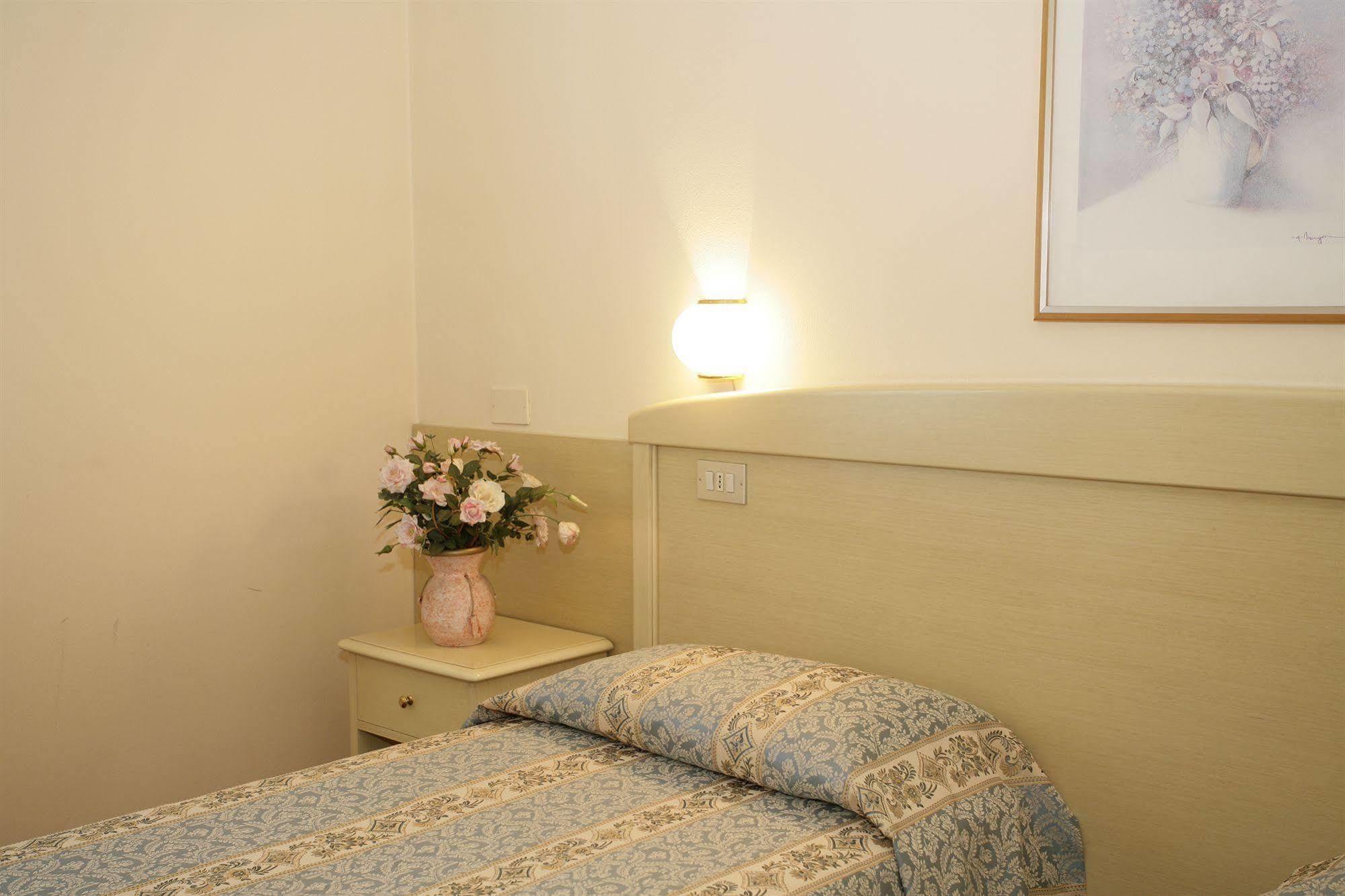 San Zenone Hotel Ezzelino מראה חיצוני תמונה
