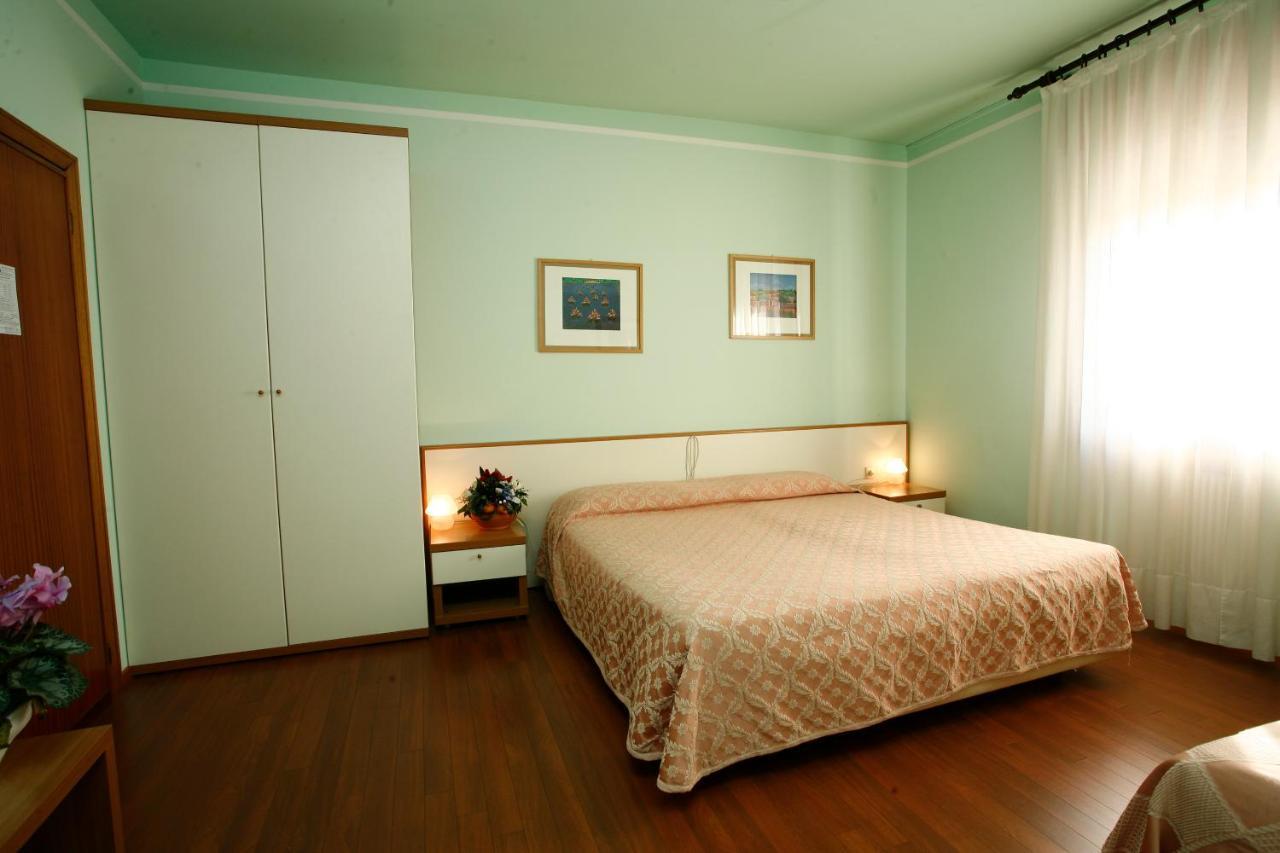 San Zenone Hotel Ezzelino מראה חיצוני תמונה