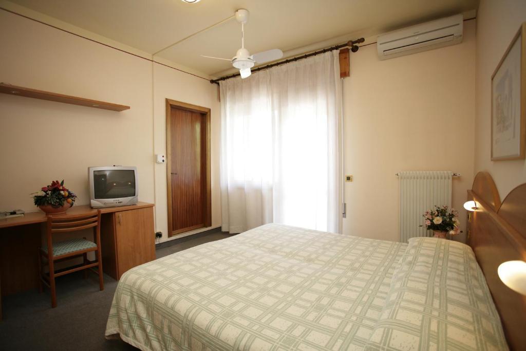 San Zenone Hotel Ezzelino חדר תמונה
