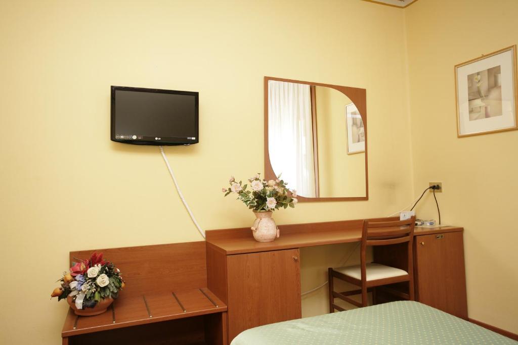San Zenone Hotel Ezzelino חדר תמונה